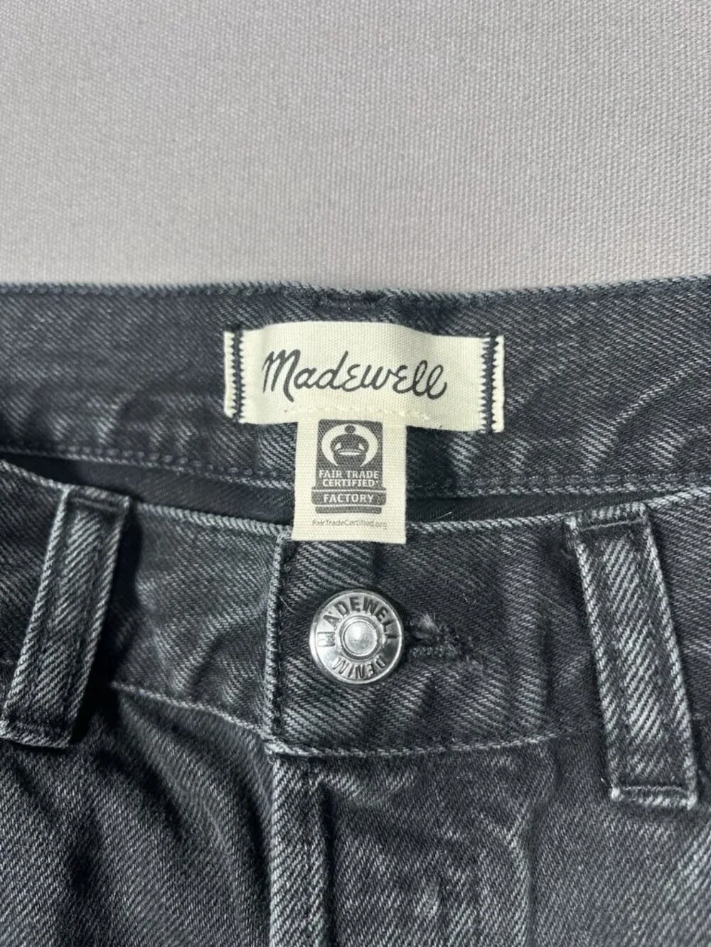 NWT Madewell The Brynn Long Black Levin Wash Jean Shorts Inseam 4